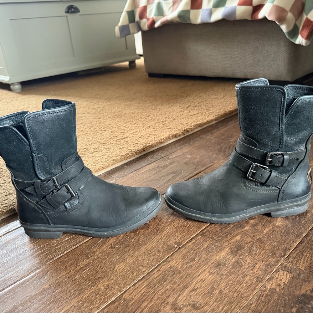 Ugg Boots Size 6